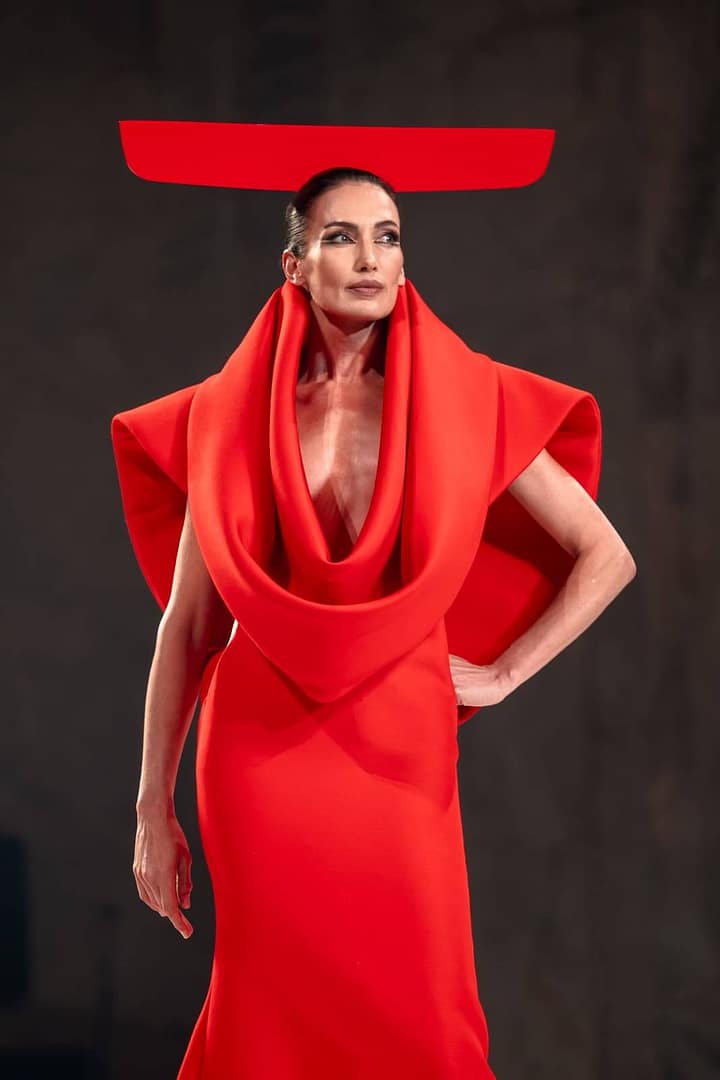 Look 7 – Nieves Alvarez