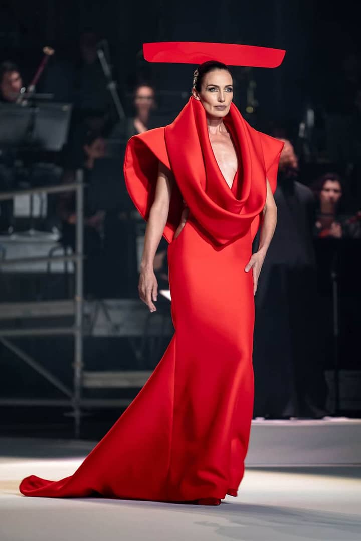 Look 7 – Nieves Alvarez